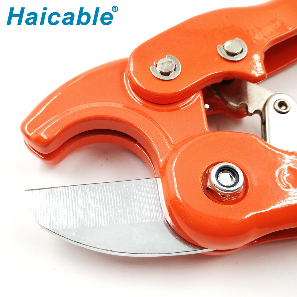 Coupe-tube PVC Max Φ35mm PC-0816