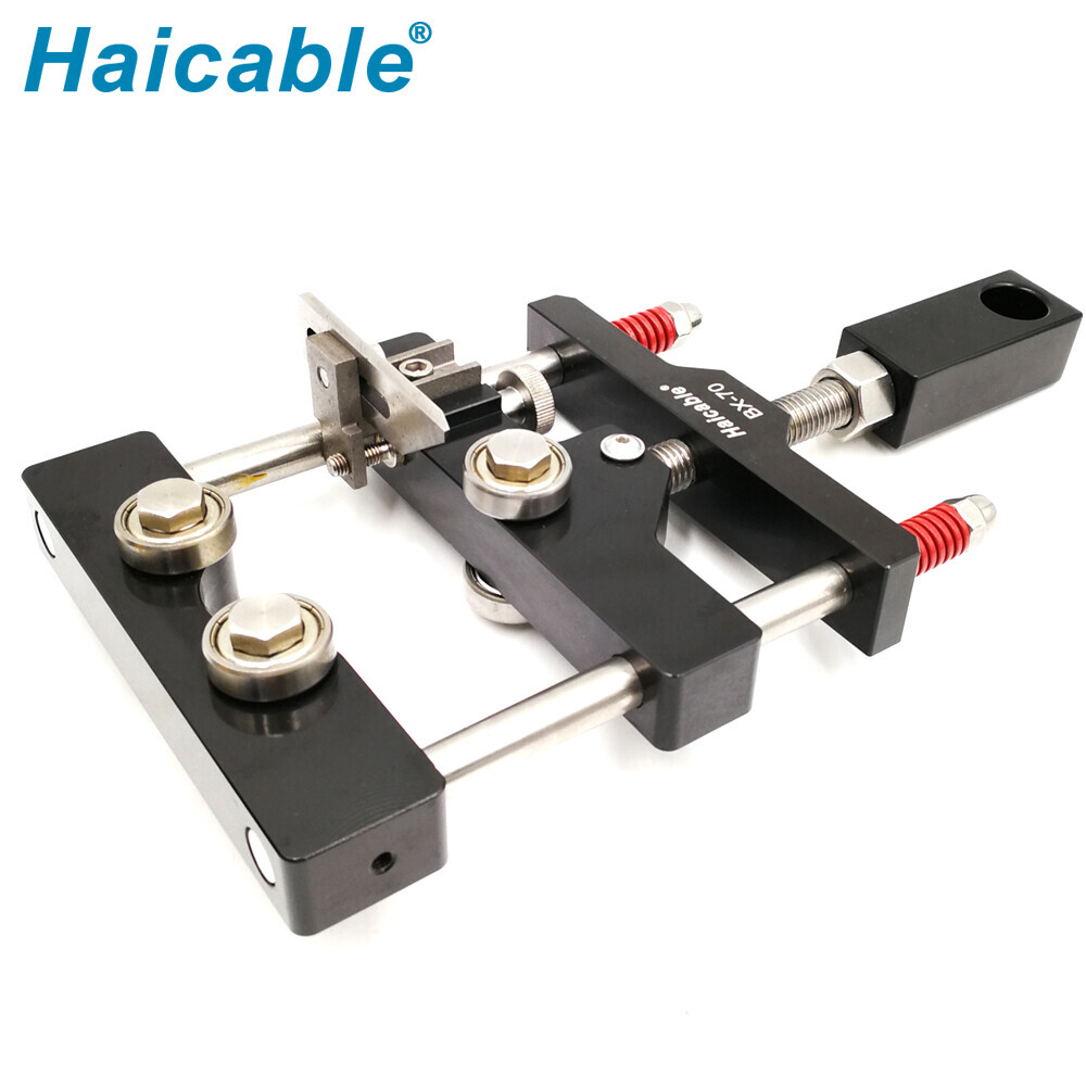 Dénudeuse de fil Max Ø68mm BX-70