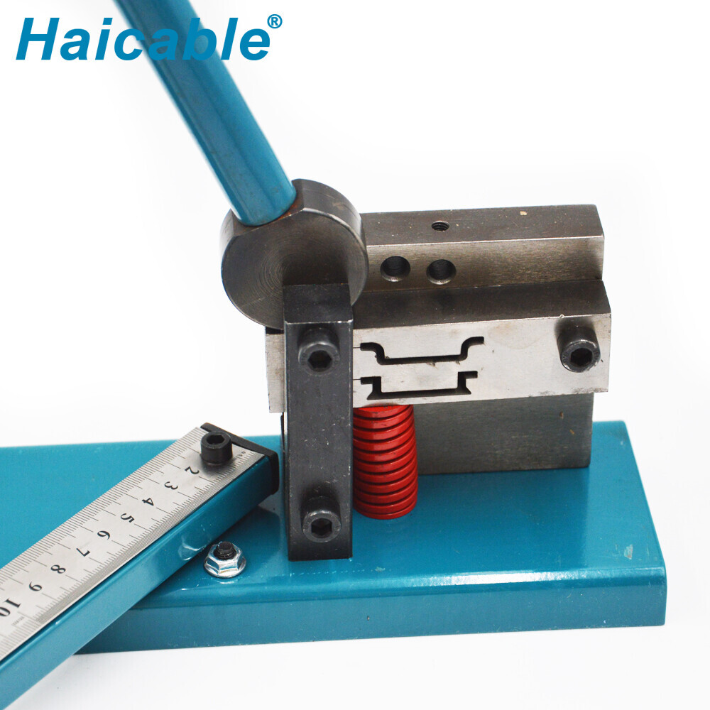 Coupe-rail DIN DC-35SA