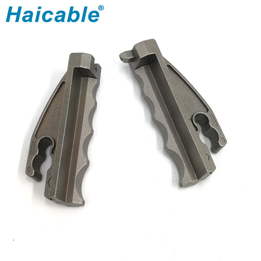 Bornes isolées en vinyle et nylon thermorétractable 2208 matrices