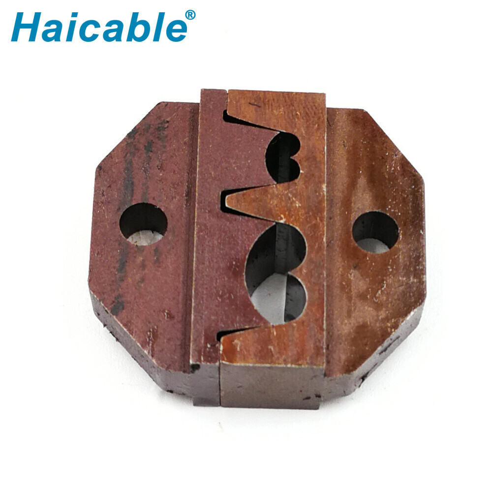 Matrices de bornes à nez ouvert 1060A