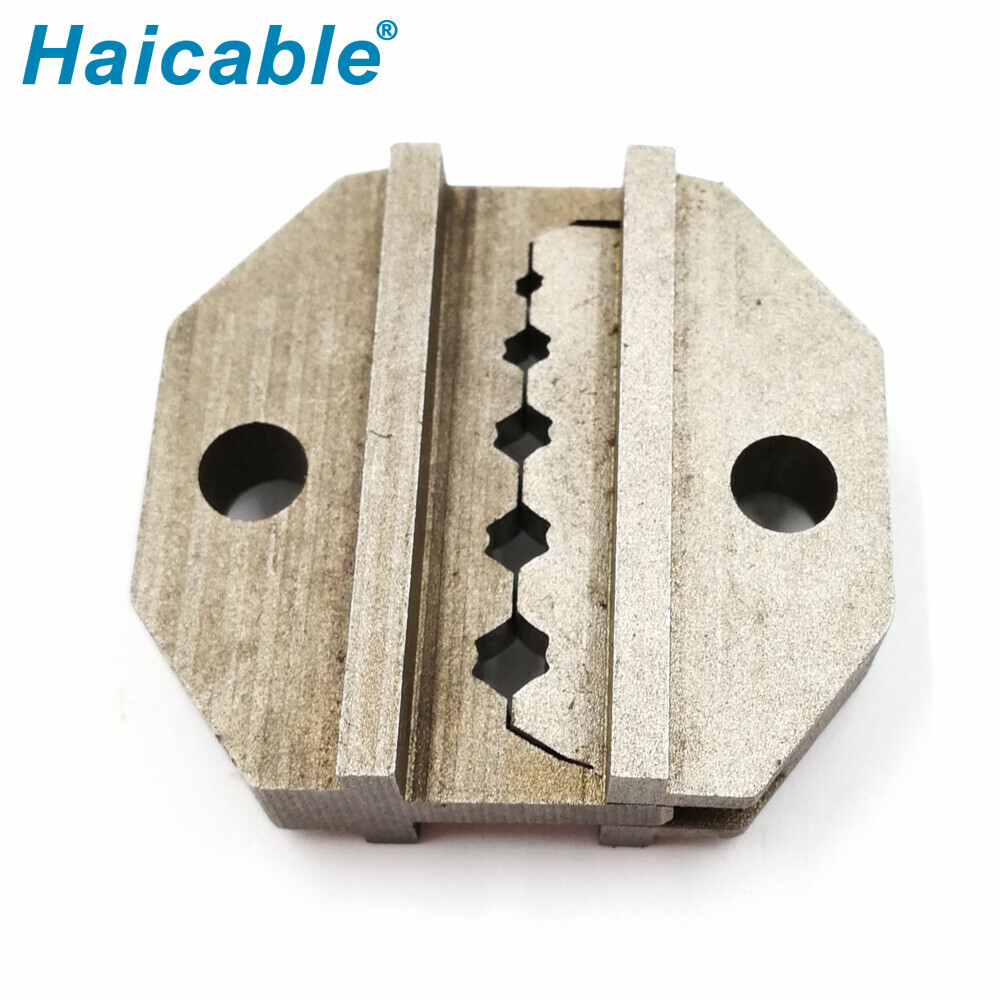 Fils de contact des fiches tournées 156 matrices Fils de contact des fiches tournées 156 matrices