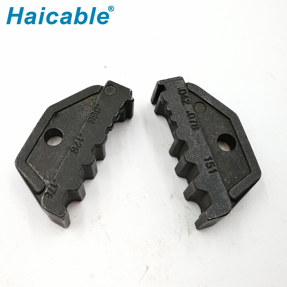 Outil de sertissage pour câble coaxial 336J