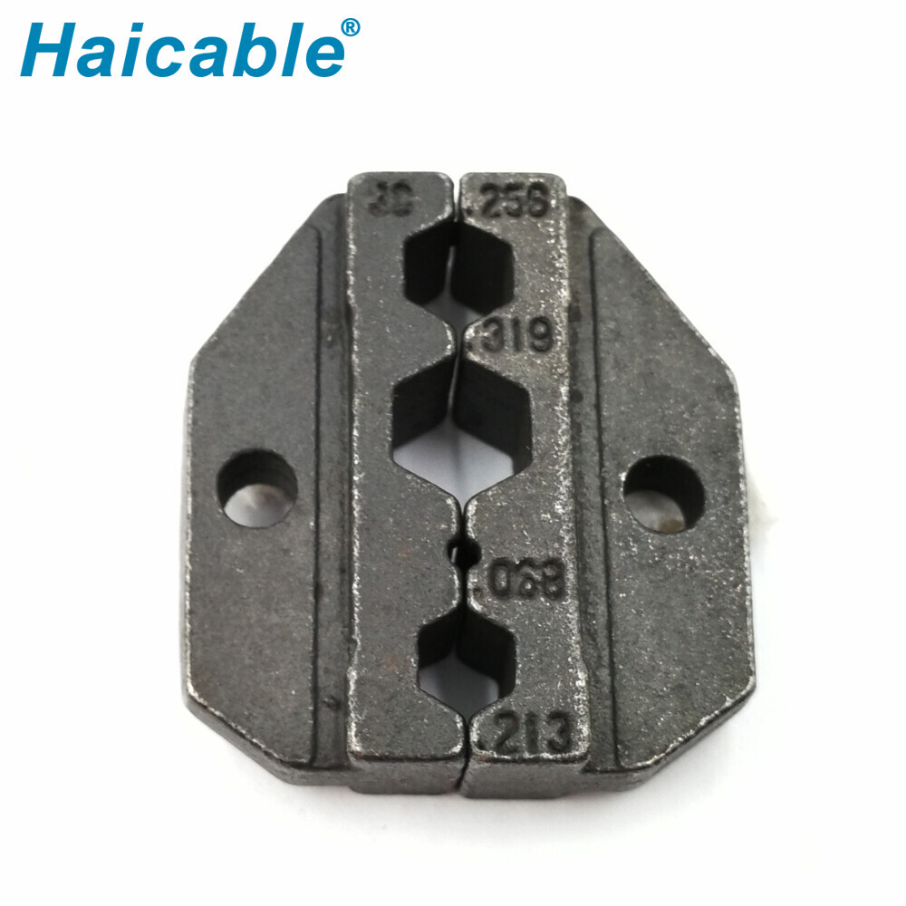 Outil de sertissage pour câble coaxial 336C Outil de sertissage pour câble coaxial 336C