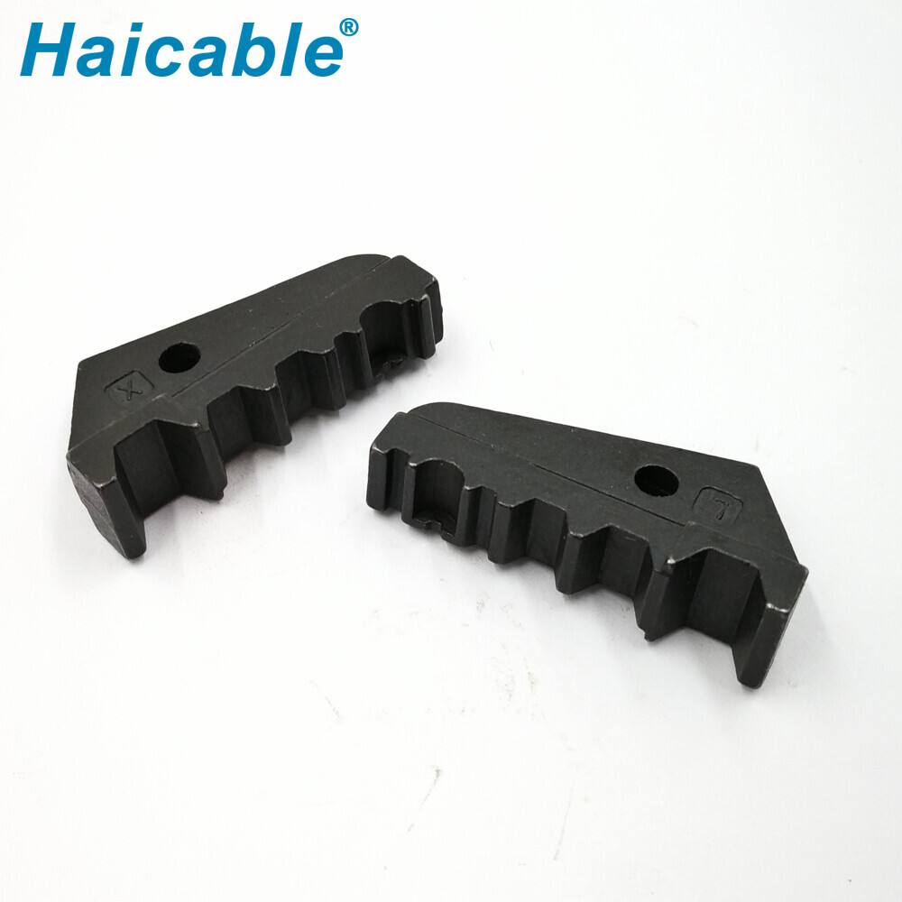 Outil de sertissage pour câble coaxial 05H Dies