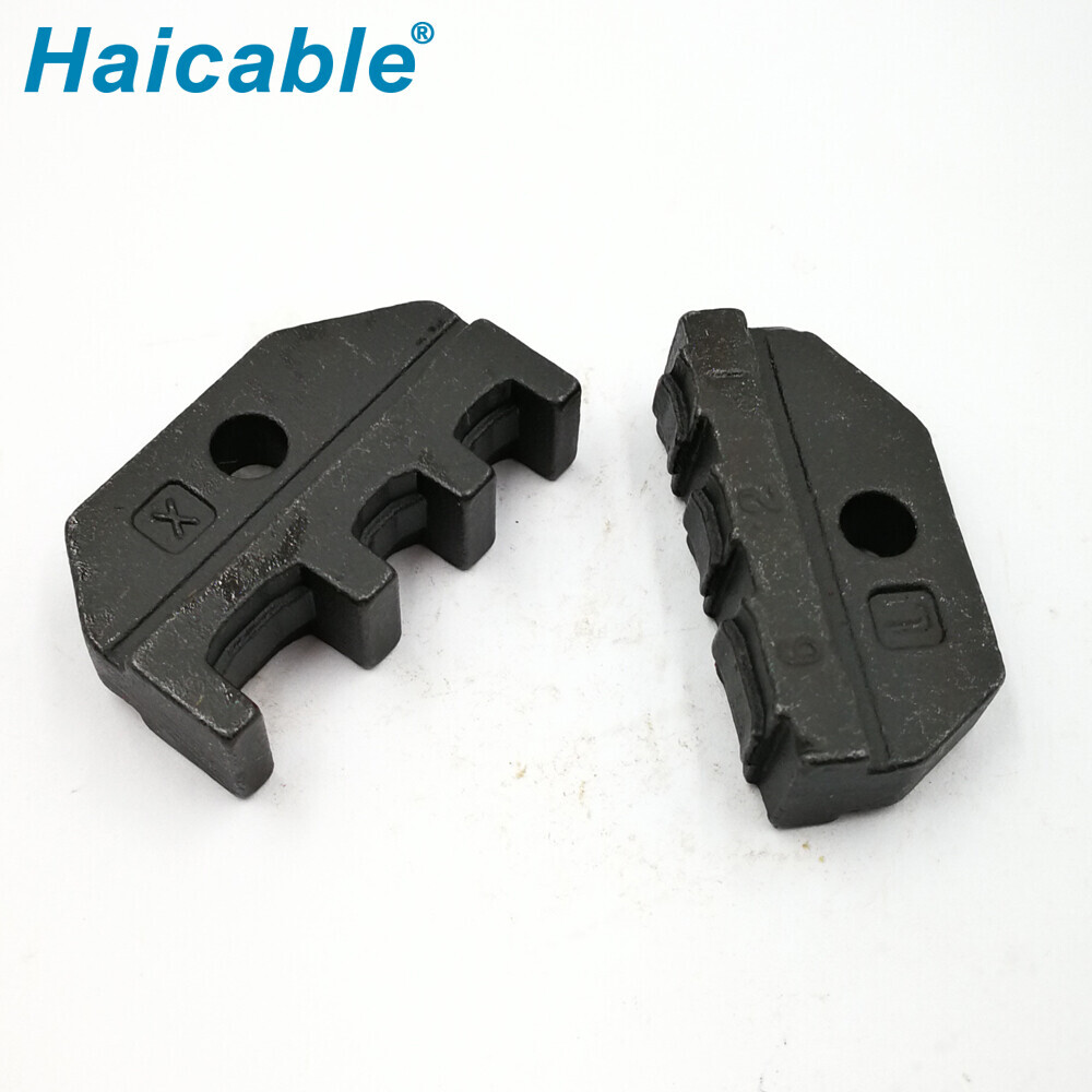 Bornes et connecteurs à extrémité fermée 103Dies