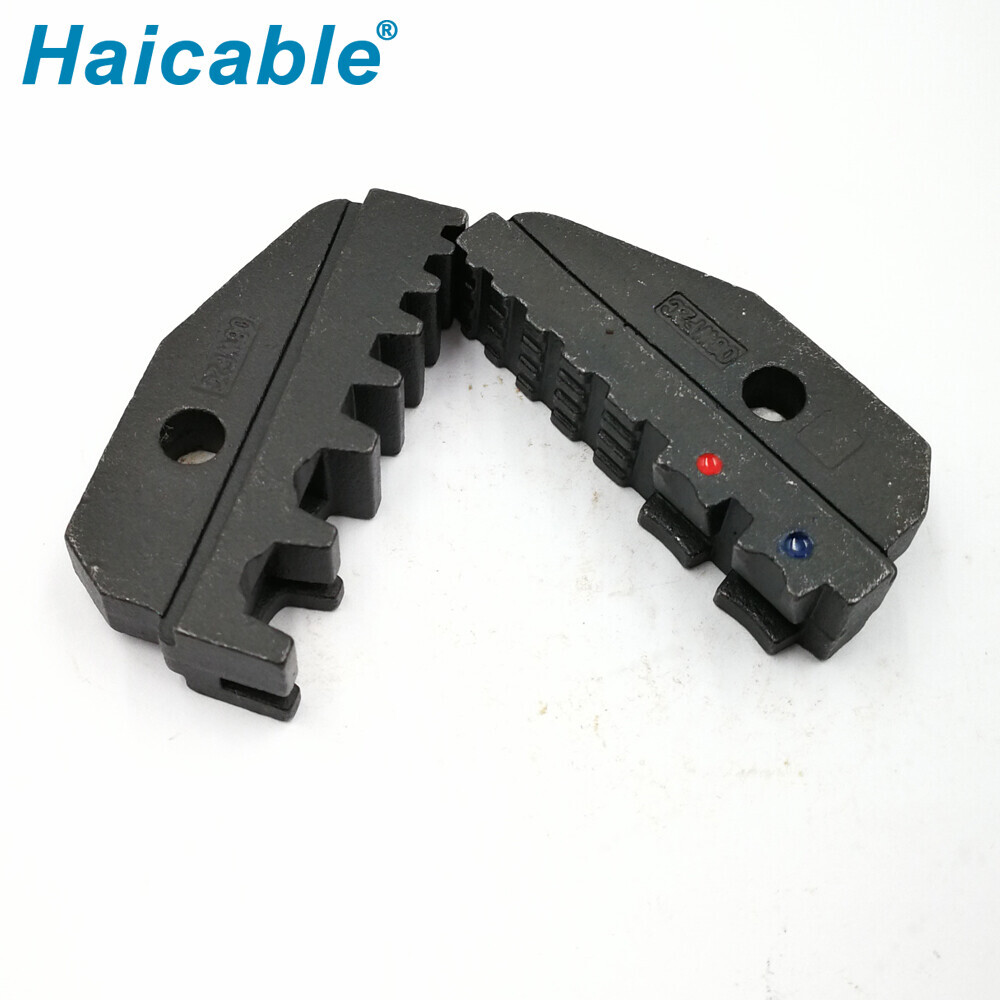 Manchons isolés et embouts de câble 06WF2C