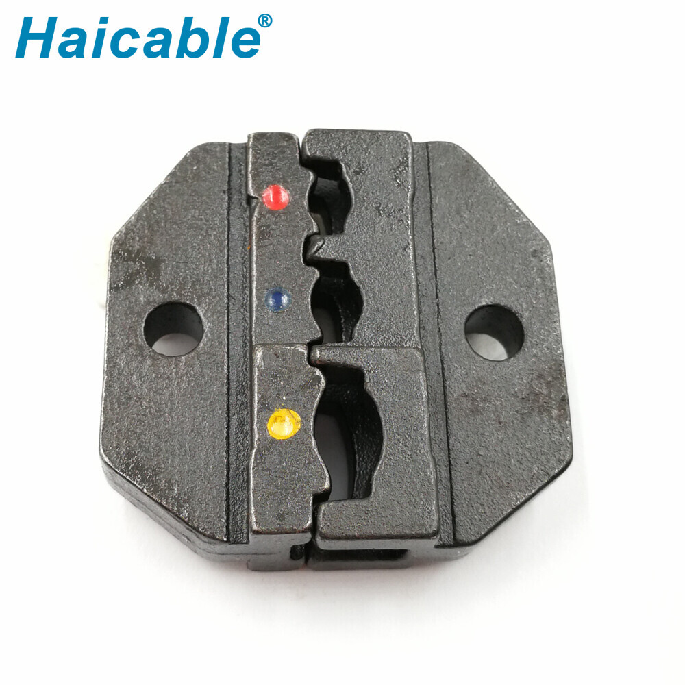 Bornes et connecteurs isolés 03C Matrices Bornes et connecteurs isolés 03C Matrices