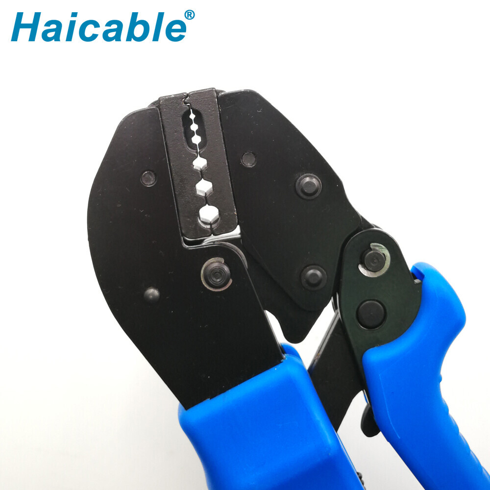 Outils de sertissage pour câbles coaxiaux AP-336J