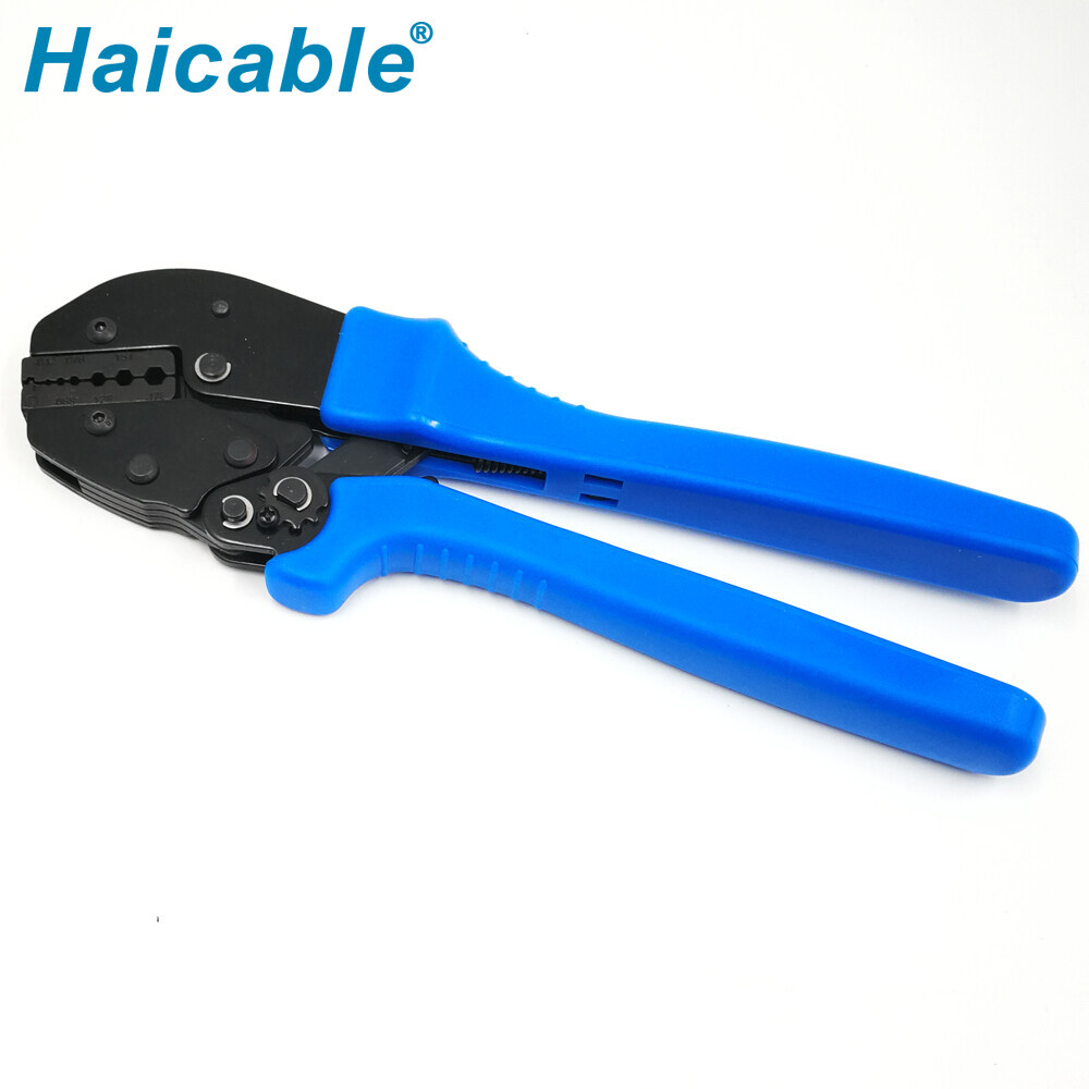 Outils de sertissage pour câbles coaxiaux AP-336J Outils de sertissage pour câbles coaxiaux AP-336J