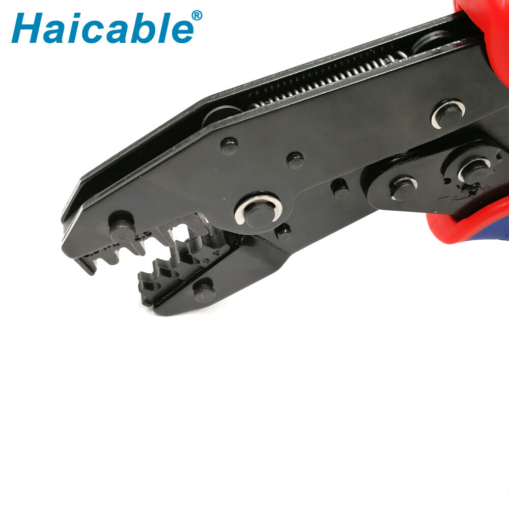 Manchon d'extrémité de cordon et outils de sertissage pour bornes isolées LXN-04B