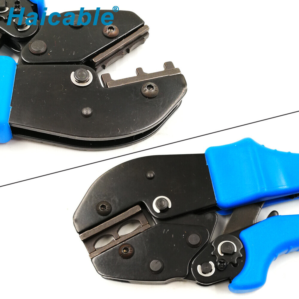 Bornes isolées et outils de sertissage de connecteurs AP-18C