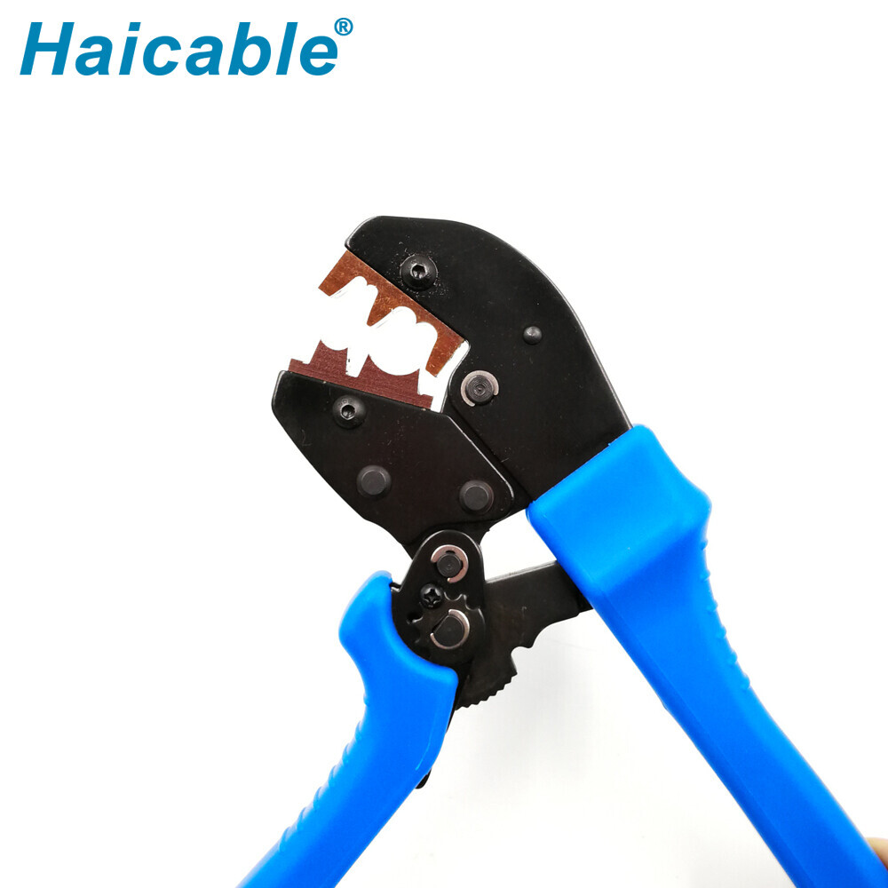 Outils de sertissage pour bornes à nez ouvert AP-1060A