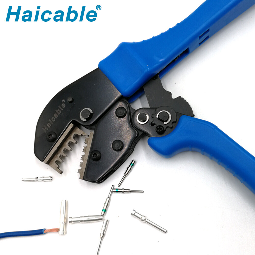 Airlines des fiches de contact Truned Outils de sertissage AP-157