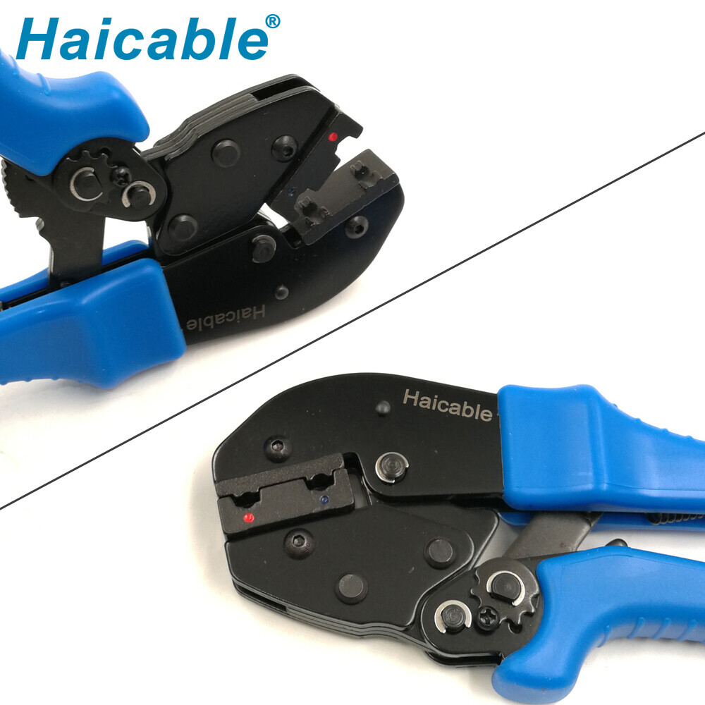 Outils de sertissage pour bornes à drapeau isolées à 90° AP-07FL