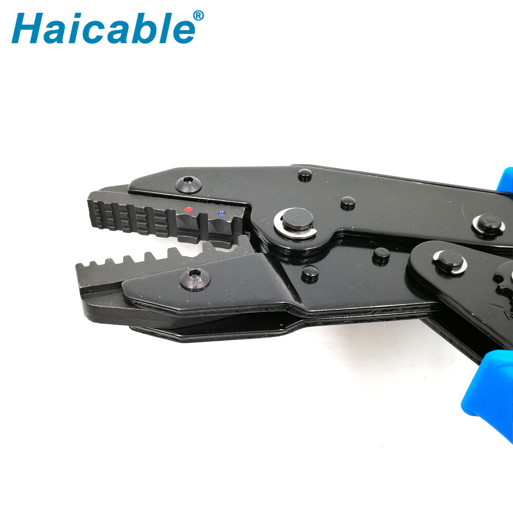 Manchon de câble et Outil de sertissage pour bornes isolées LX-06WF2C