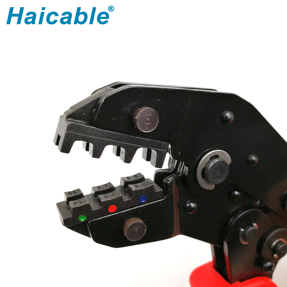 Pince à sertir 0,25 mm²-2,5 mm²/24 AWG-14 AWG LXN-02CSN