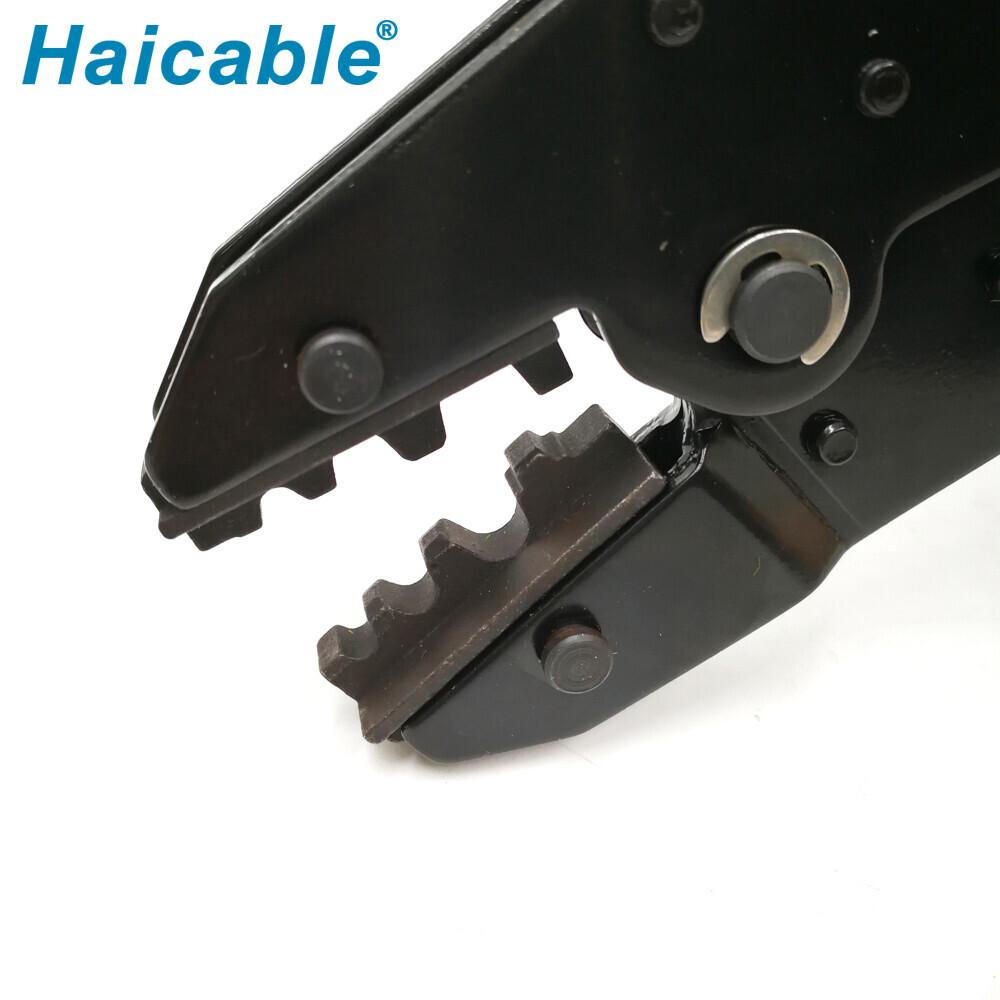 Pince à sertir pour bornes non isolées LXN-10N