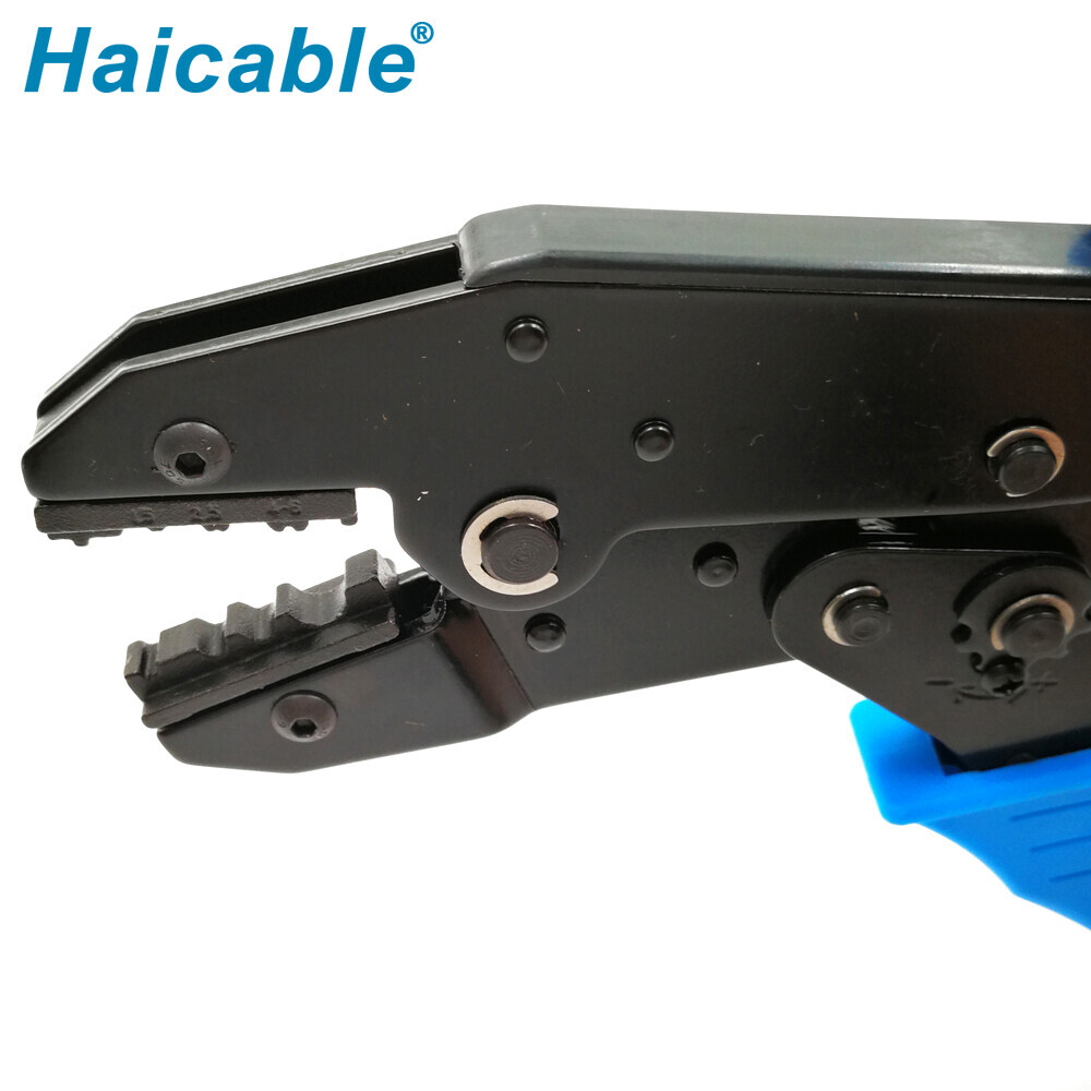 Outils de sertissage pour bornes non isolées LX-10