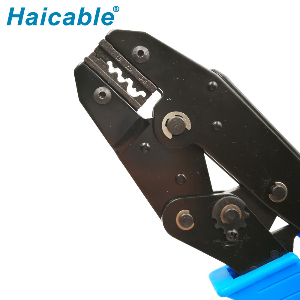 Outils de sertissage pour bornes non isolées LX-10