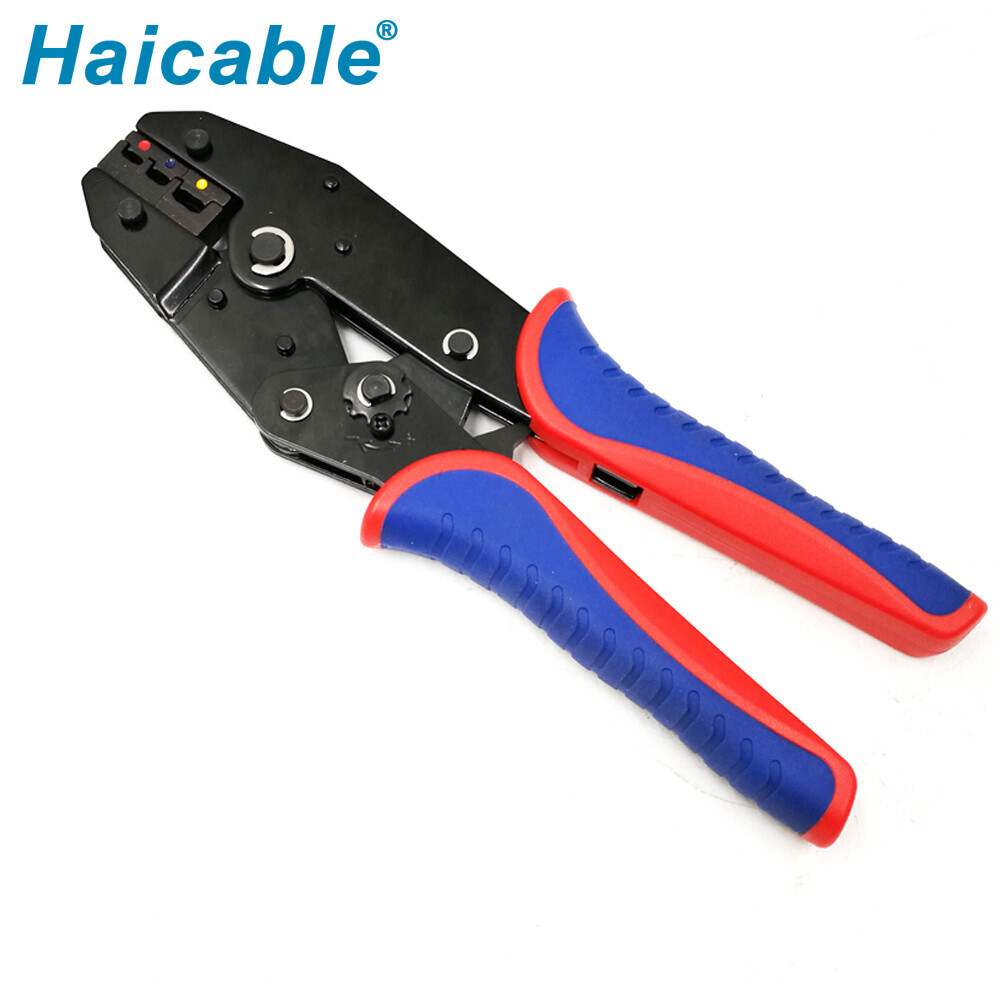 Bornes isolées et outils de sertissage pour connecteurs LXN-03C Bornes isolées et outils de sertissage pour connecteurs LXN-03C