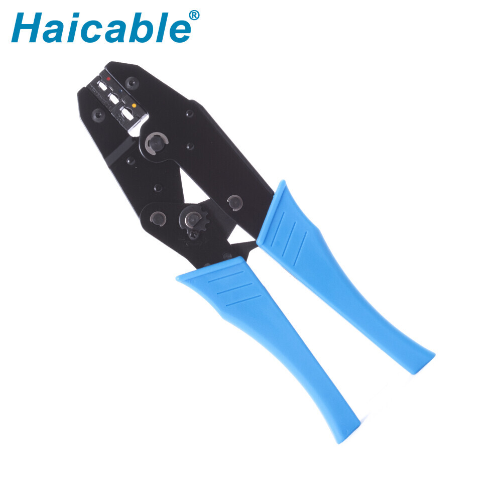 Bornes isolées et outils de sertissage de connecteurs LX-30J Bornes isolées et outils de sertissage de connecteurs LX-30J