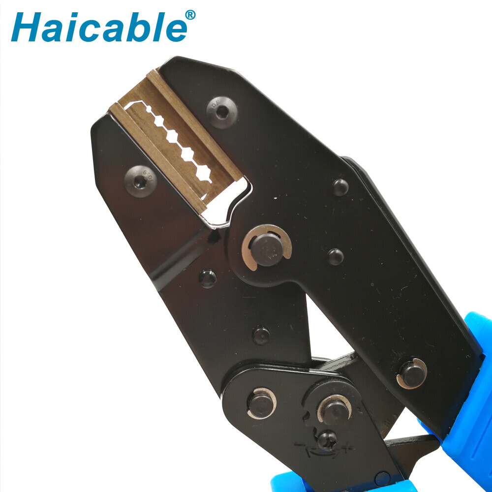 Compagnies aériennes de prises de contact tournées Outils de sertissage LX-156