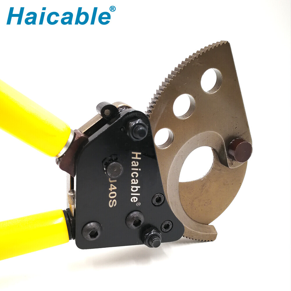 Coupe-tout à cliquet polyvalent J-40W