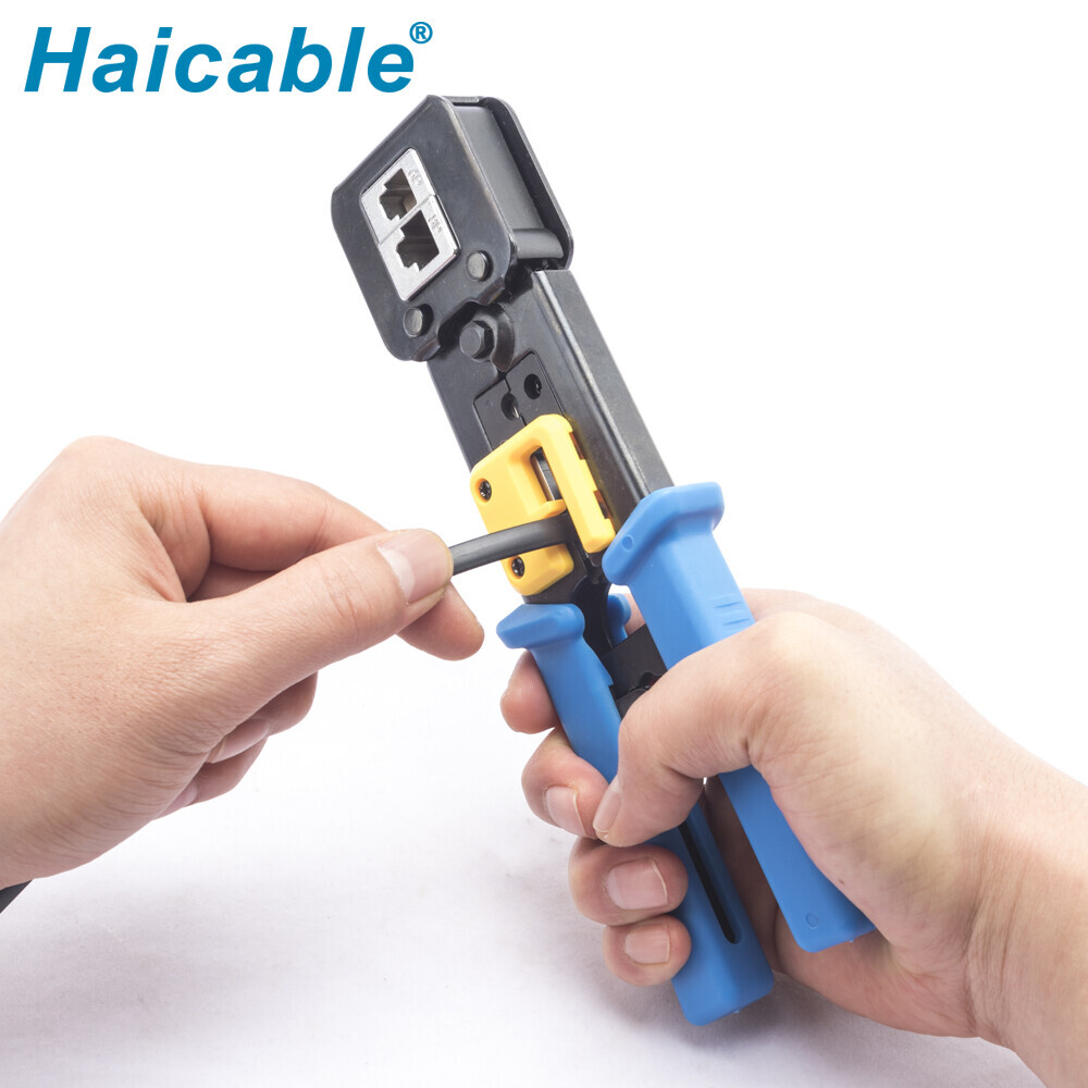 Pince à sertir pour connecteurs RJ45/RJ12 standard et traversants HT-268R