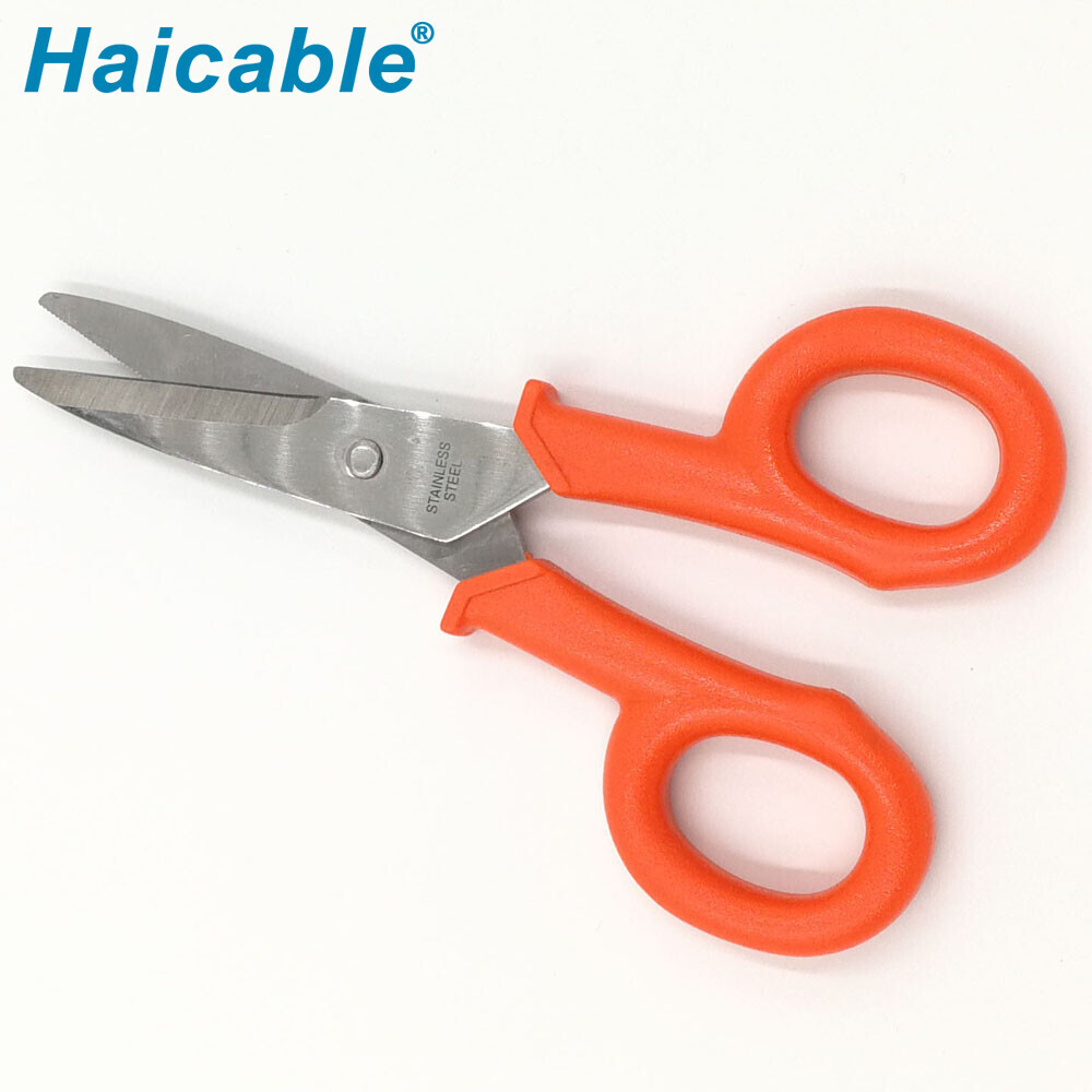 Coupe-câble KC-528S pour fils de cuivre/fer inférieurs à 1,5 mm Coupe-câble KC-528S pour fils de cuivre/fer inférieurs à 1,5 mm