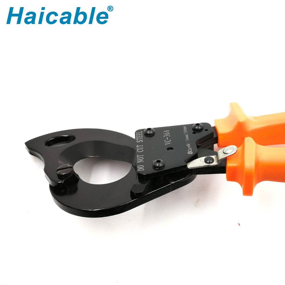 Coupe-câble VC-36A pour câbles Cu/Al jusqu'à Φ36 mm