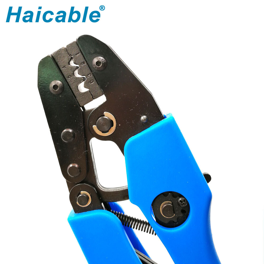 Manchons d'extrémité de cordon et outils de sertissage de bornes AN-04WFL