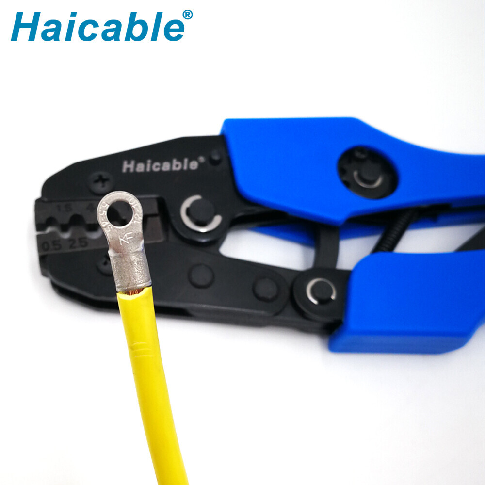 Outils de sertissage pour bornes non isolées AN-10N