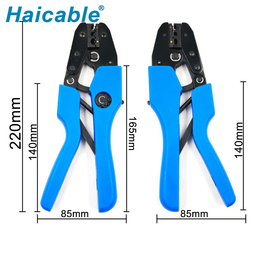 Bornes isolées et outils de sertissage pour connecteurs AN-30J