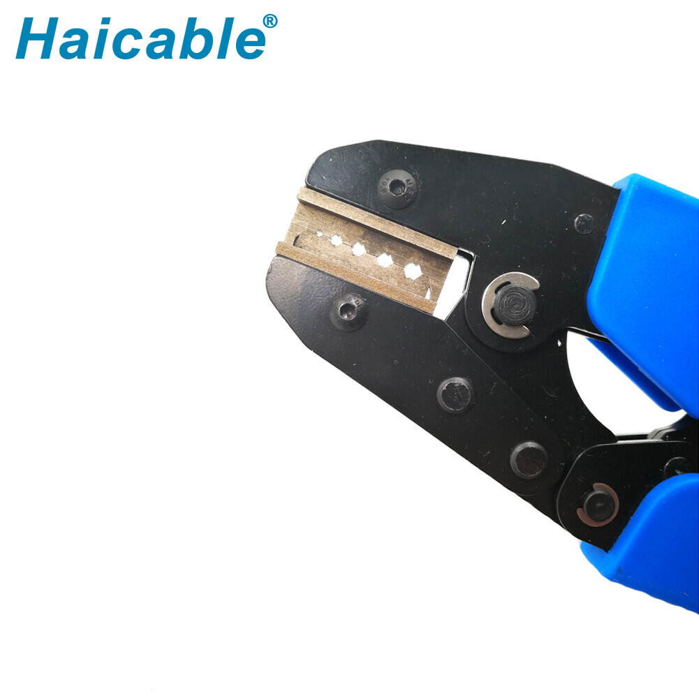 Airlines des fiches de contact tournées Outils de sertissage AN-156