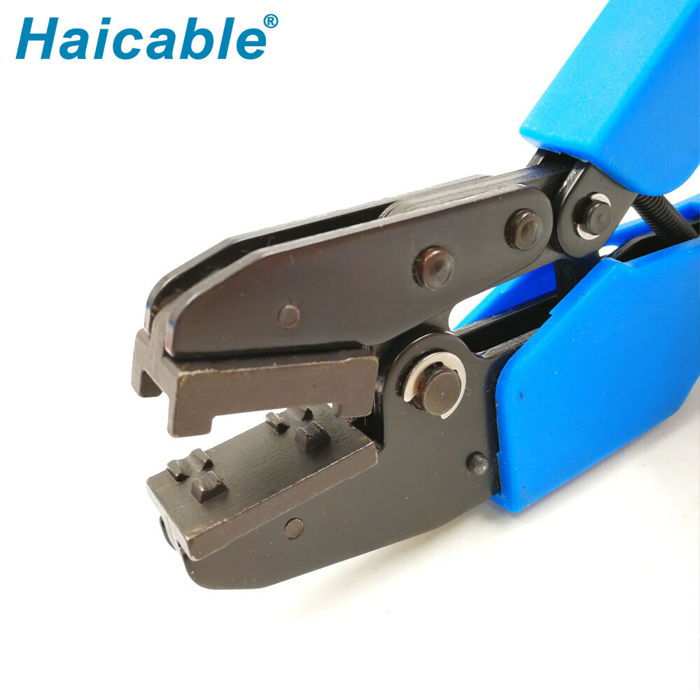 Outils de sertissage pour bornes à drapeau isolées à 90° AN-07FL