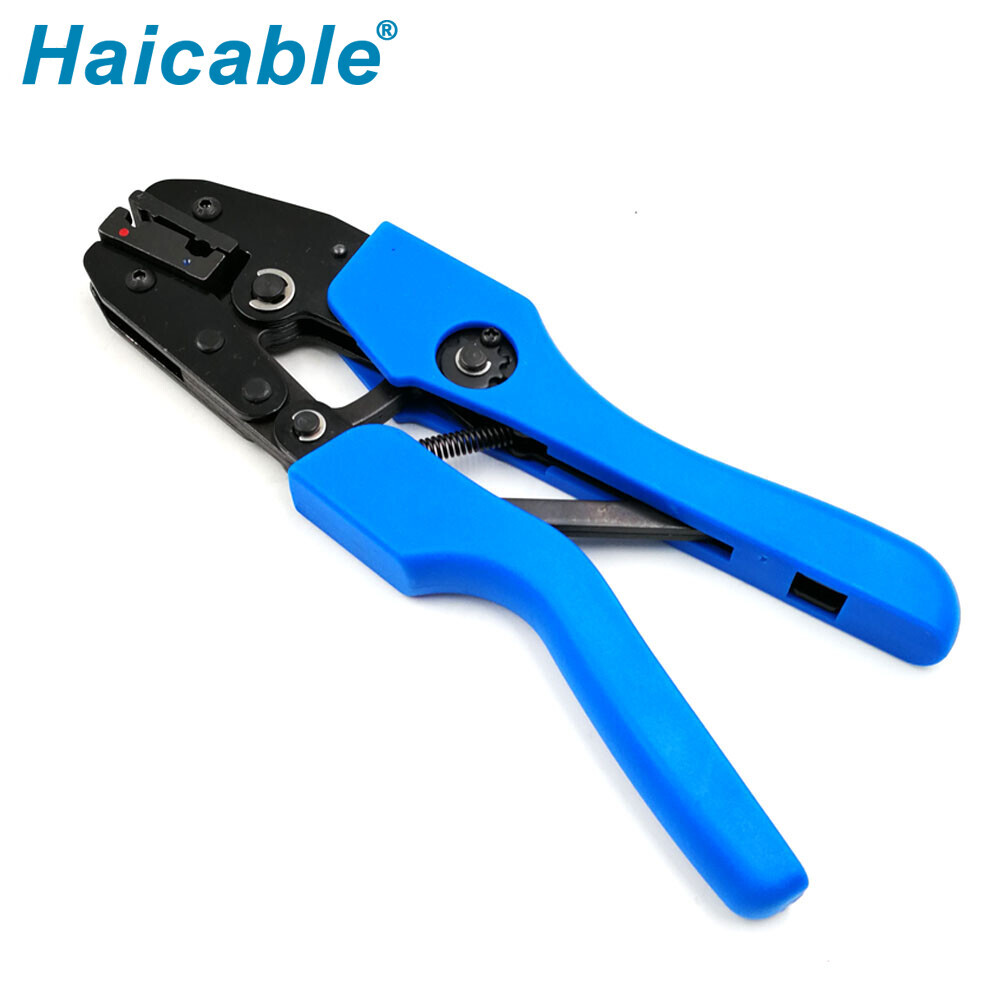 Outils de sertissage pour bornes à drapeau isolées à 90° AN-07FL