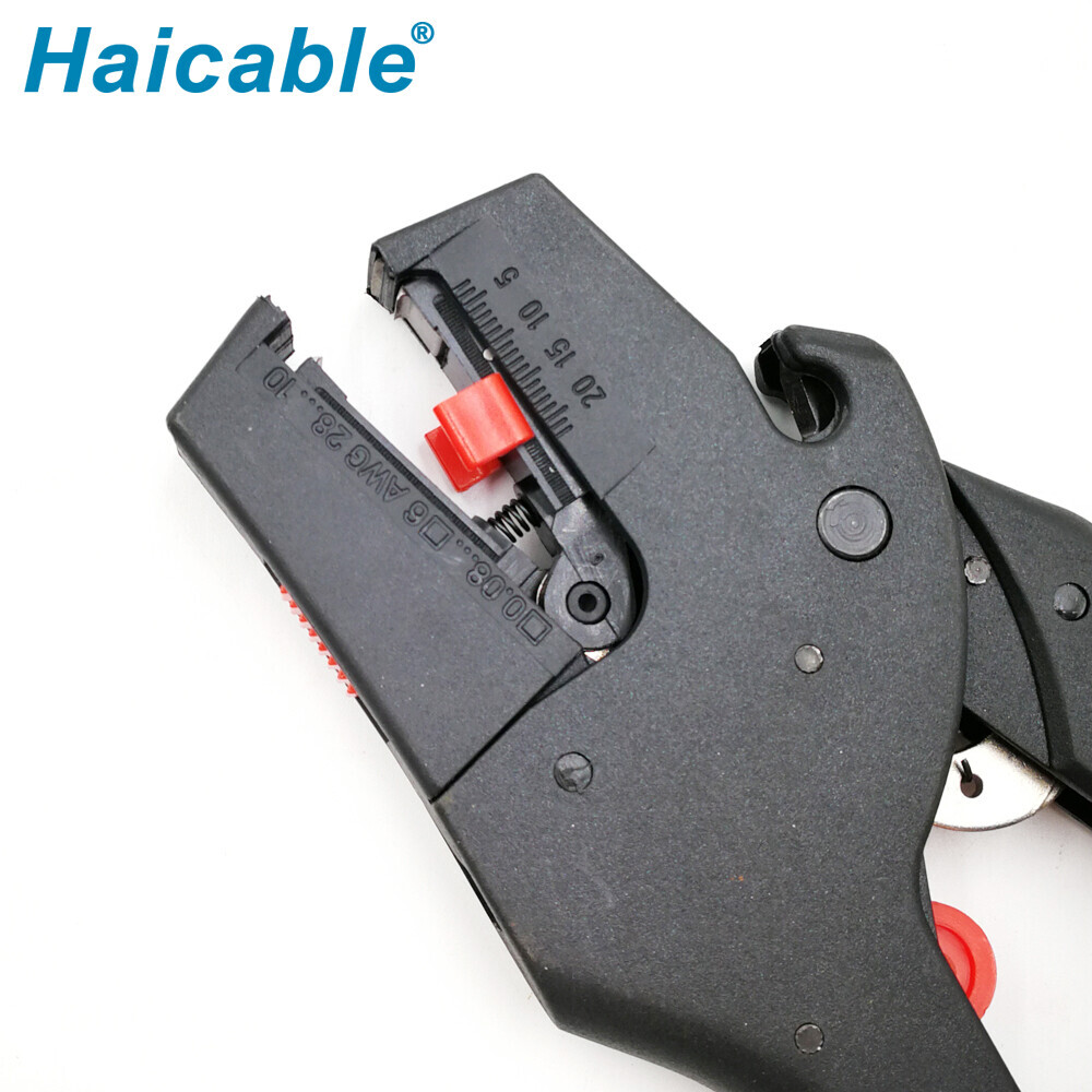 Dénudeur de fils multifonction HS-D3 max 2,5 mm²