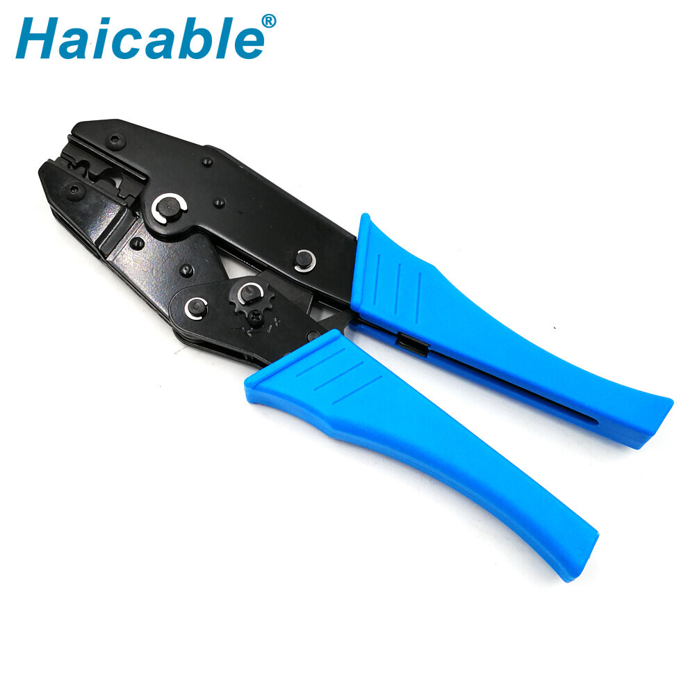 Outils de sertissage pour bornes non isolées LX-101 Outils de sertissage pour bornes non isolées LX-101