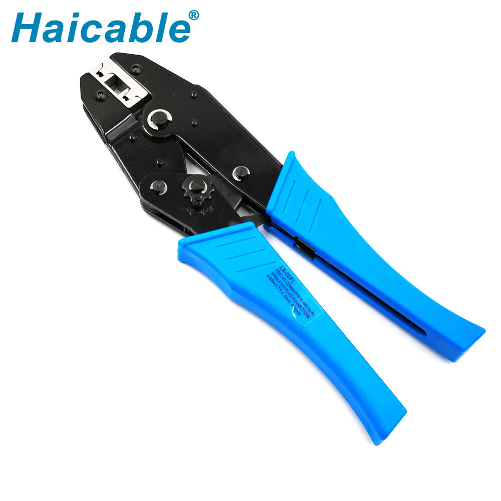 Outil de sertissage pour bornes en drapeau à 90° non isolées LX-0506FL Outil de sertissage pour bornes en drapeau à 90° non isolées LX-0506FL