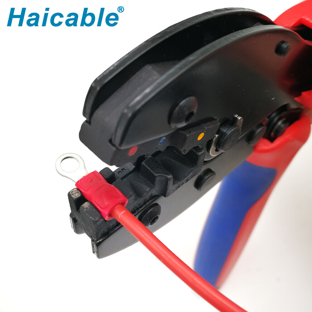 Outil de sertissage pour cosses isolées LY-30J