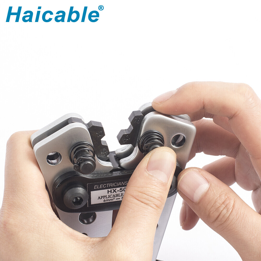 Outil de sertissage HX-50B pour connecteurs non isolés et cosses de câble
