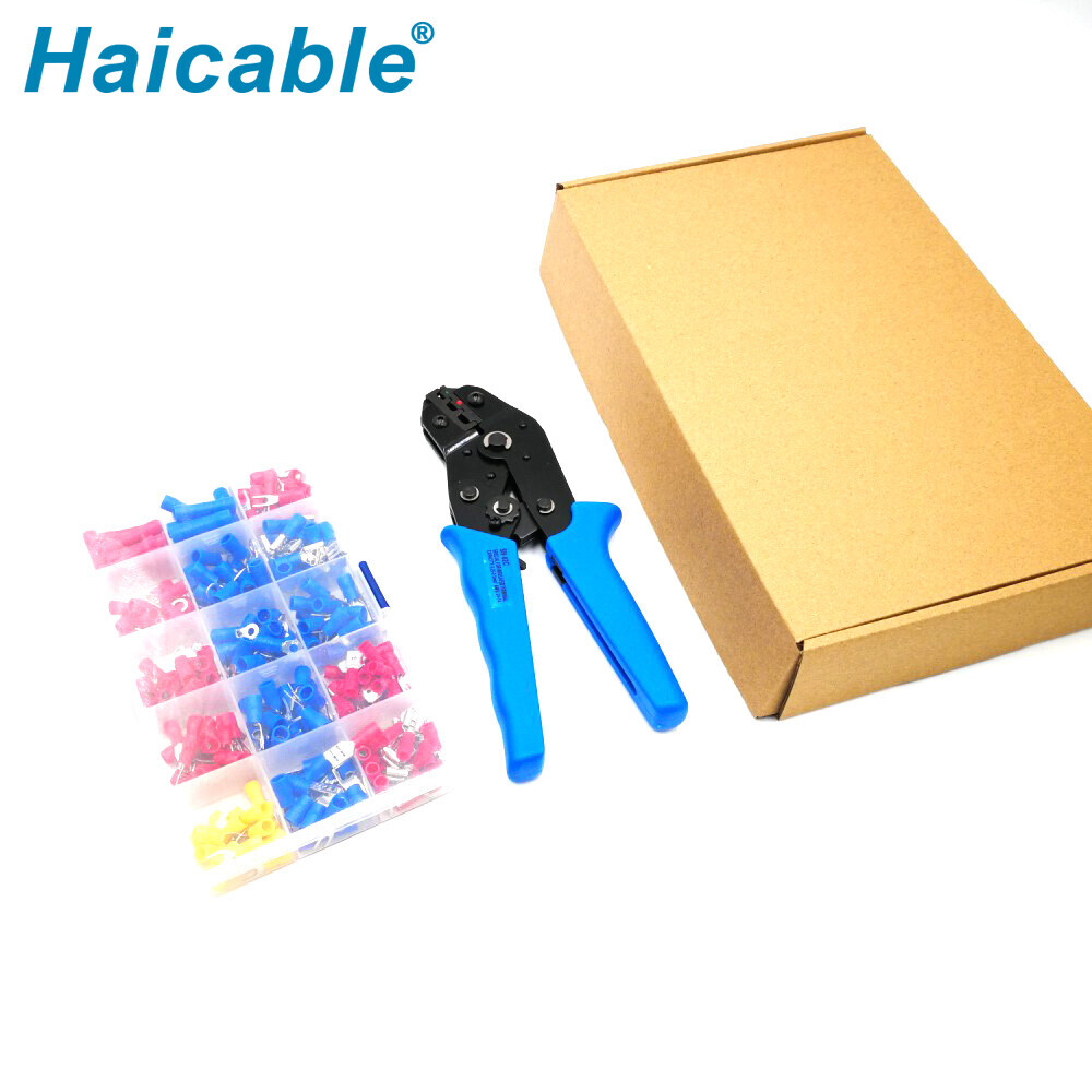 Outils de sertissage pour bornes isolées KIT-02C