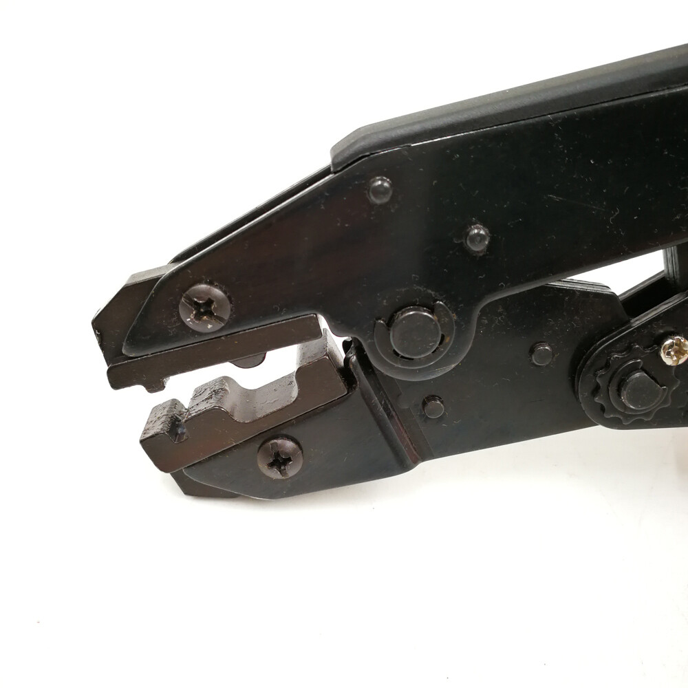 Outil de sertissage pour manchon ovale Max 4 mm HS-12