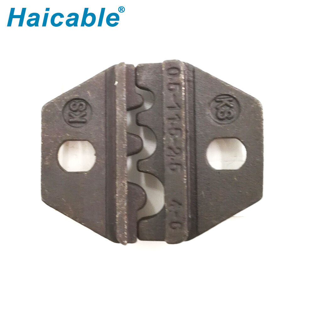 Matrices de sertissage pour bornes non isolées 06