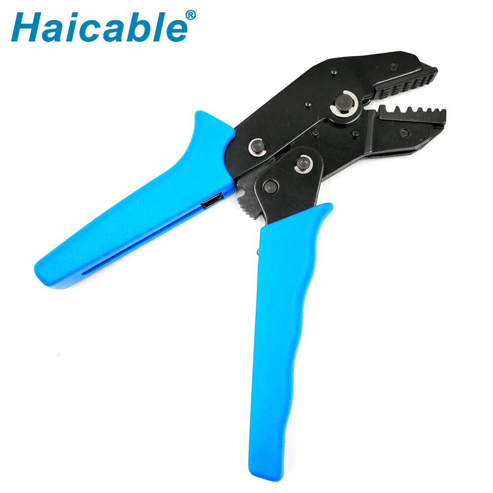 Outil de sertissage de manchon d'extrémité de câble SN-06WF