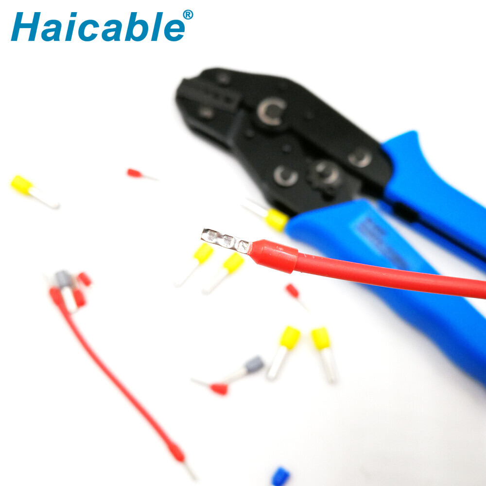 Outil de sertissage de manchon d'extrémité de câble SN-06WF