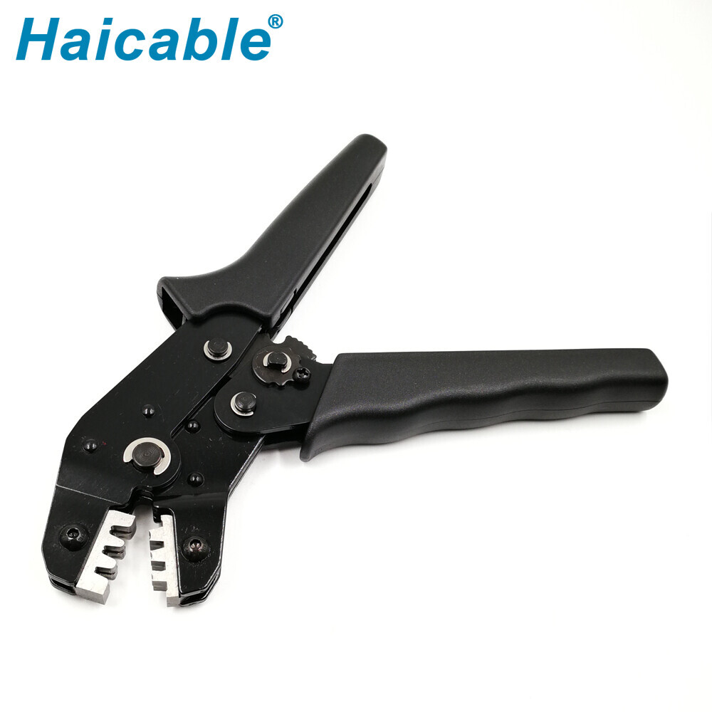 Outils à cliquet pour sertissage de bornes Dupont