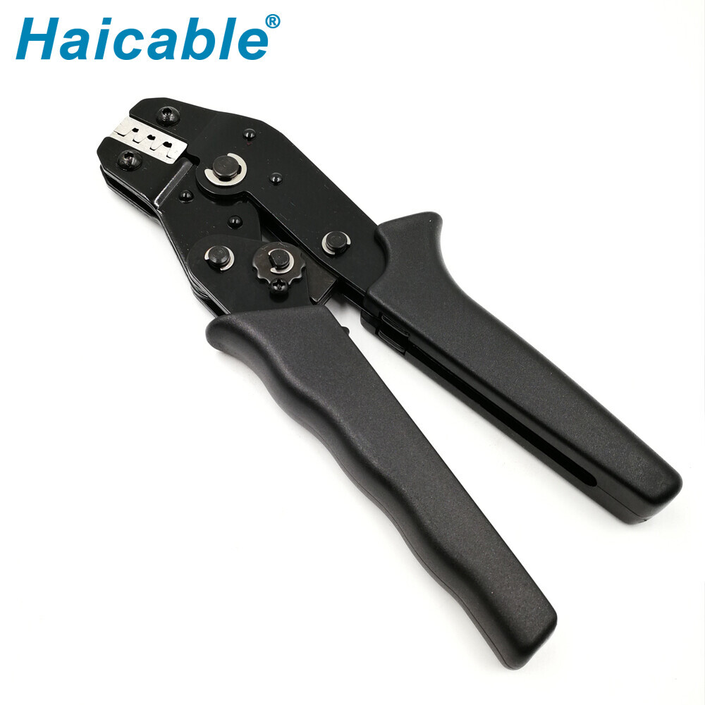 Outils à cliquet pour sertissage de bornes Dupont