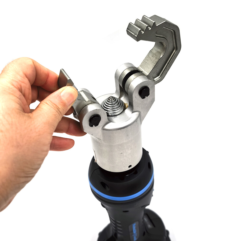 Outil de sertissage de cosse de batterie 16-240mm² BH-240D